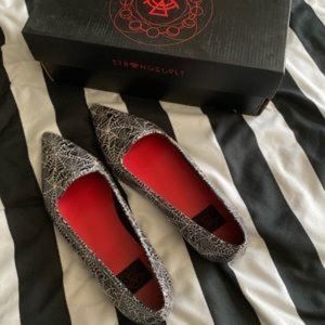 DAGGER SPIDER WEB SIZE 8